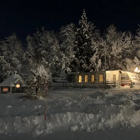 Hagen Mini Hus Campingplads Kjerrvika
