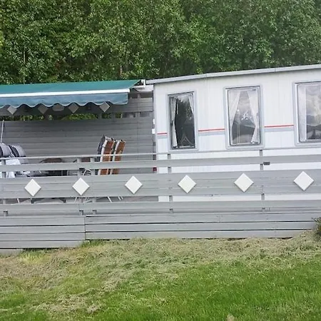 Hagen Mini Hus Campingplads Kjerrvika